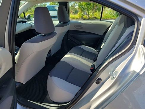 Used 2024 Toyota Corolla LE image 10