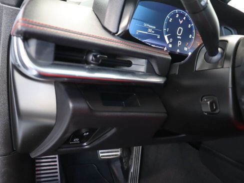 Used 2020 Chevrolet Corvette Stingray Coupe w/ 1LT RWD image 15