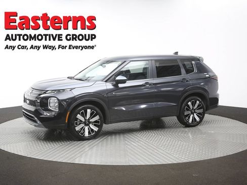 Used 2025 Mitsubishi Outlander SE FWD image 58