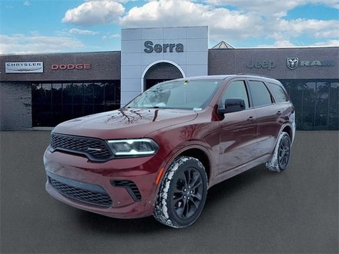 Used 2023 Dodge Durango GT w/ Blacktop Package image 3