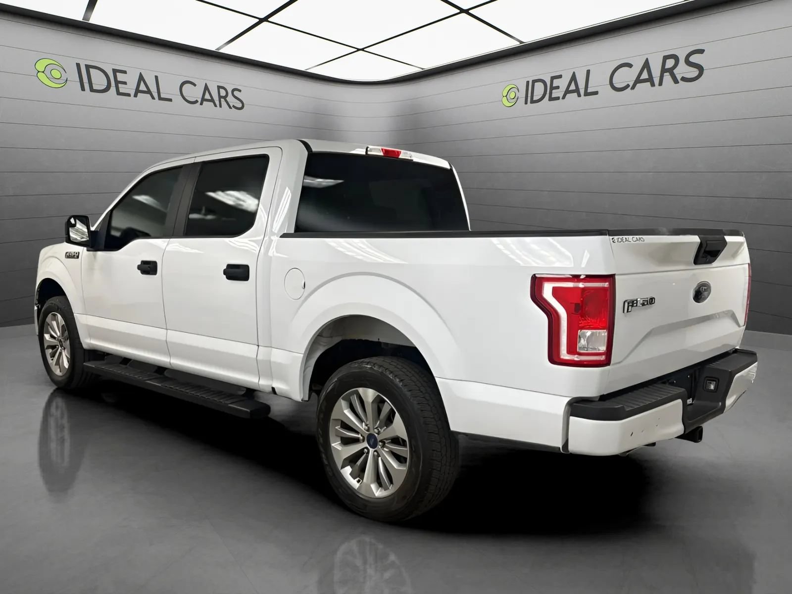 Used 2017 Ford F150 XL w/ Equipment Group 101A Mid AWD/4WD image 7