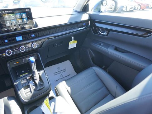 Used 2024 Honda CR-V EX-L image 17