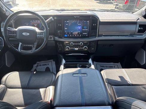 Used 2025 Ford F250 Platinum AWD/4WD image 22