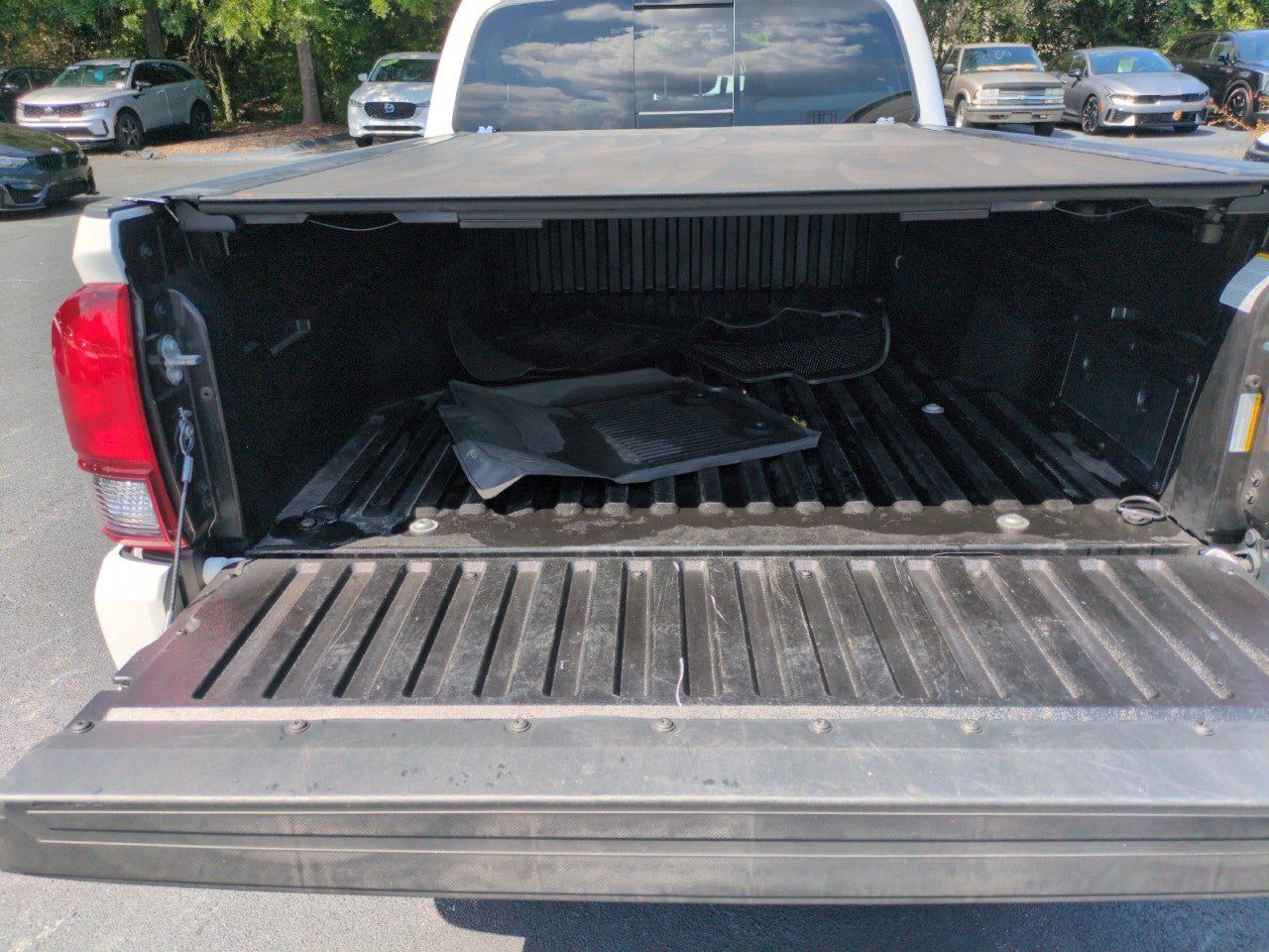 Used 2023 Toyota Tacoma SR5 w/ Technology Package AWD/4WD image 24
