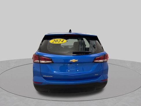 Used 2024 Chevrolet Equinox LS w/ LPO, Floor Liner Package AWD/4WD image 4