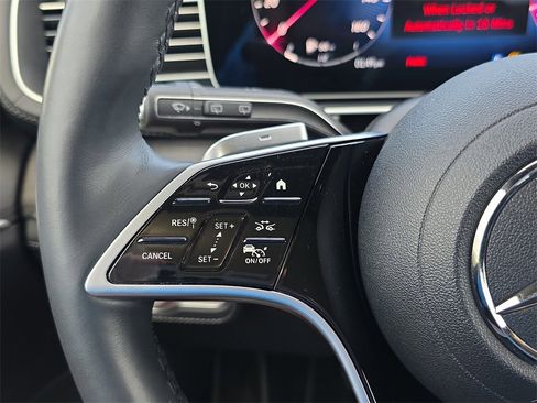 Certified 2024 Mercedes-Benz GLE 450 4MATIC image 21