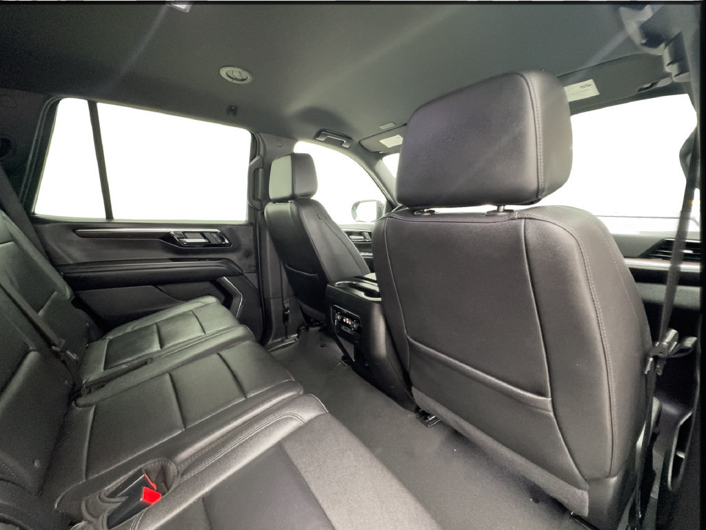 Used 2025 Chevrolet Tahoe LT RWD image 36