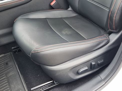 Used 2024 Nissan Sentra SR w/ SR Premium Package FWD image 19
