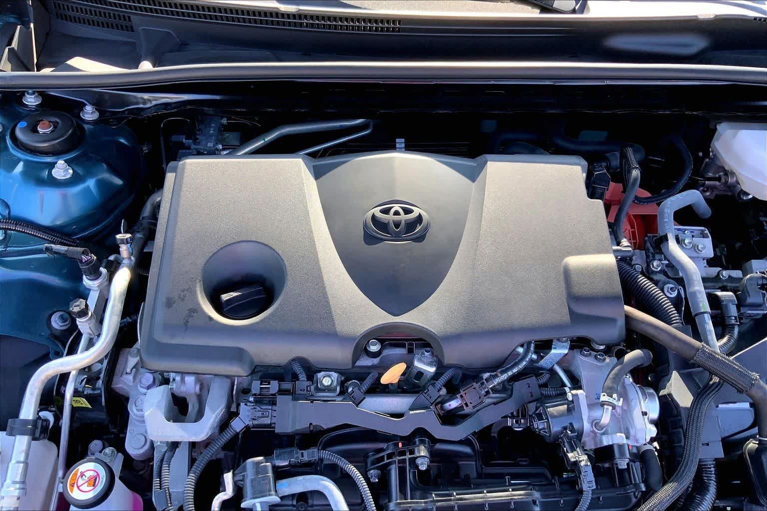 Used 2025 Toyota Camry SE FWD image 30