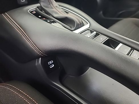 Used 2025 Honda HR-V Sport image 35