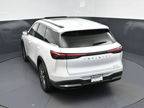 Certified 2026 INFINITI QX60 Pure w/ Cargo Package FWD image 34