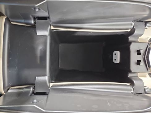 Used 2019 Buick Envision Preferred FWD image 25