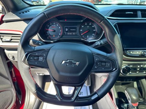 Used 2021 Chevrolet TrailBlazer RS w/ Sun and Liftgate Package AWD/4WD image 58