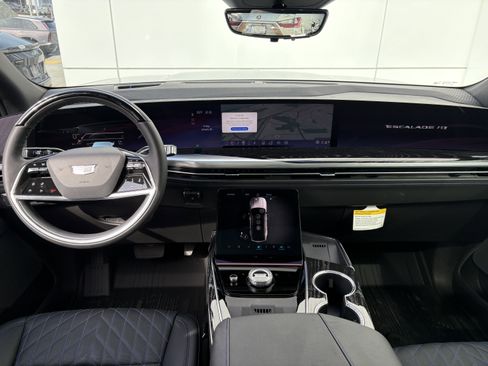 New 2026 Cadillac Escalade IQ Sport 1 w/ LPO, Floor Liner Package image 23