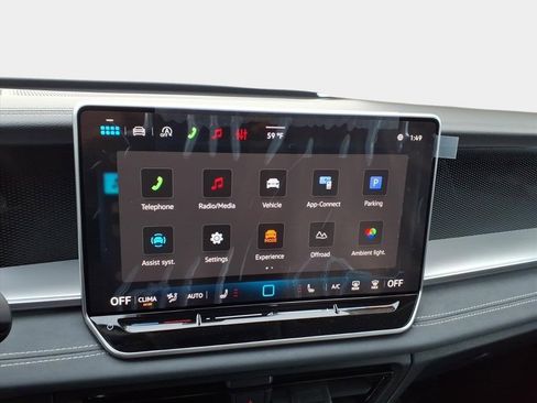 New 2026 Volkswagen Tiguan SE image 16