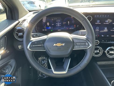 Used 2024 Chevrolet Blazer EV LT image 36