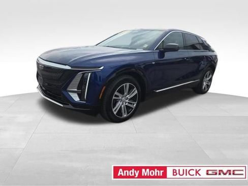 Used 2024 Cadillac Lyriq Tech w/ LPO, Floor Liner Package AWD/4WD image 8