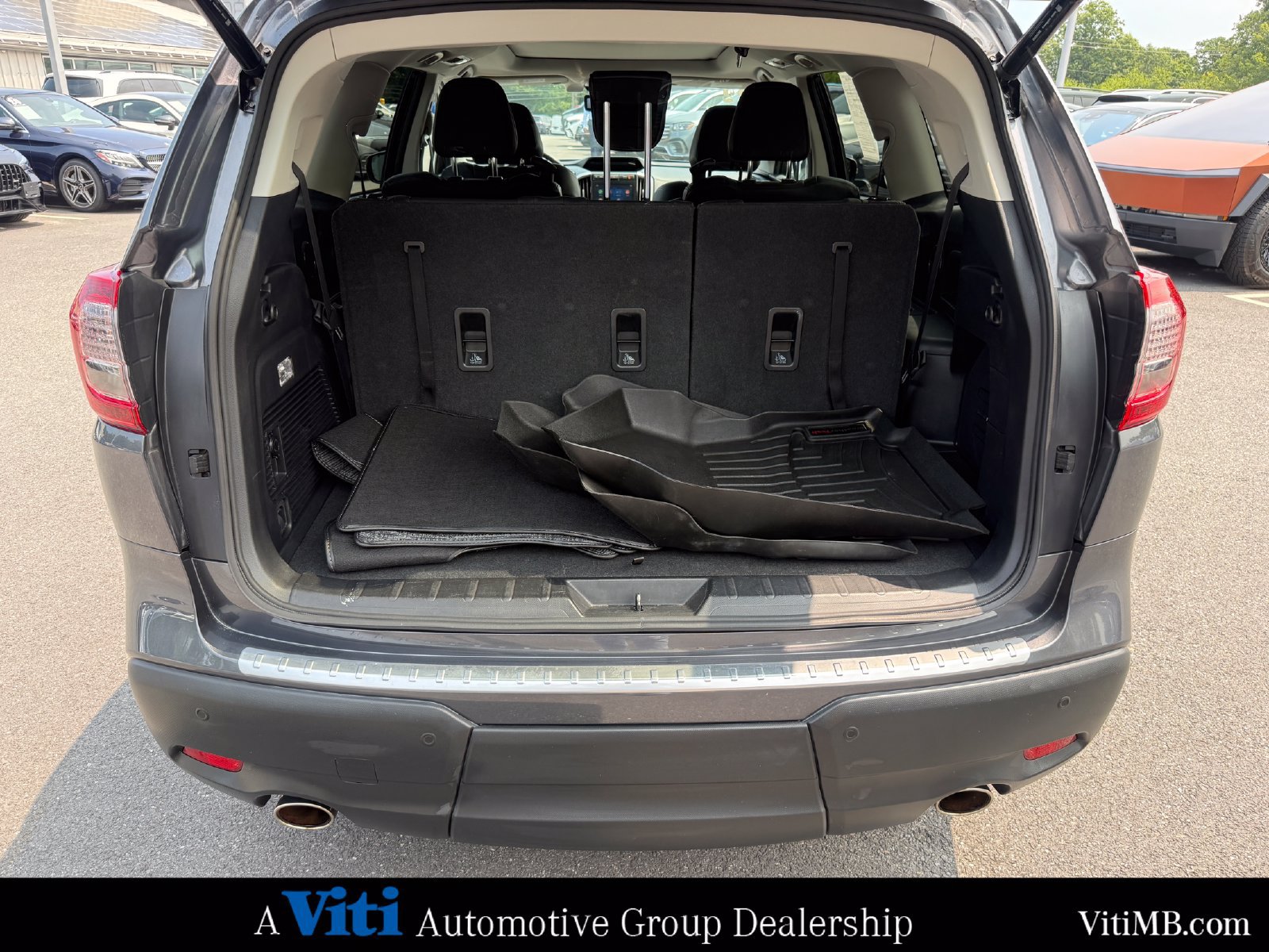 Used 2022 Subaru Ascent Touring AWD/4WD image 24
