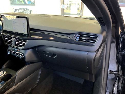 Used 2024 Ford Escape ST-Line Elite w/ Premium Technology Package image 33