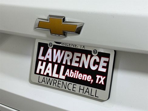 New 2026 Chevrolet Trax LT w/ Sunroof Package image 17