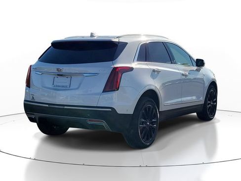 Certified 2024 Cadillac XT5 Premium Luxury w/ Technology Package AWD/4WD image 4