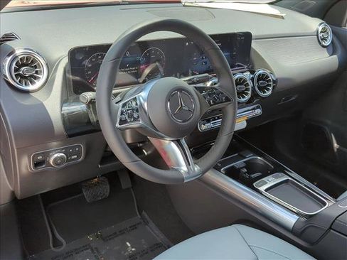 New 2026 Mercedes-Benz GLA 250 image 3