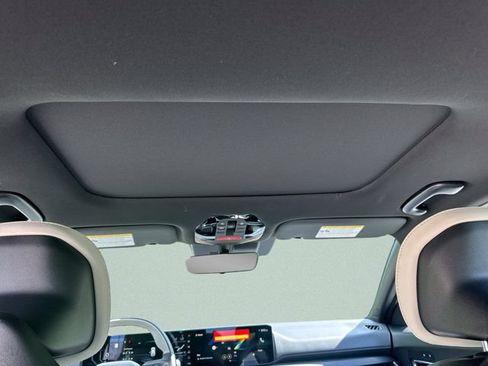 New 2026 Kia K4 GT-Line w/ GT-Line Premium Package FWD image 17