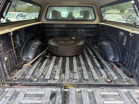 Used 2015 Ford F150 XL w/ XL Power Equipment Group AWD/4WD image 22