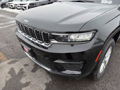 New 2026 Jeep Grand Cherokee Laredo X image 9