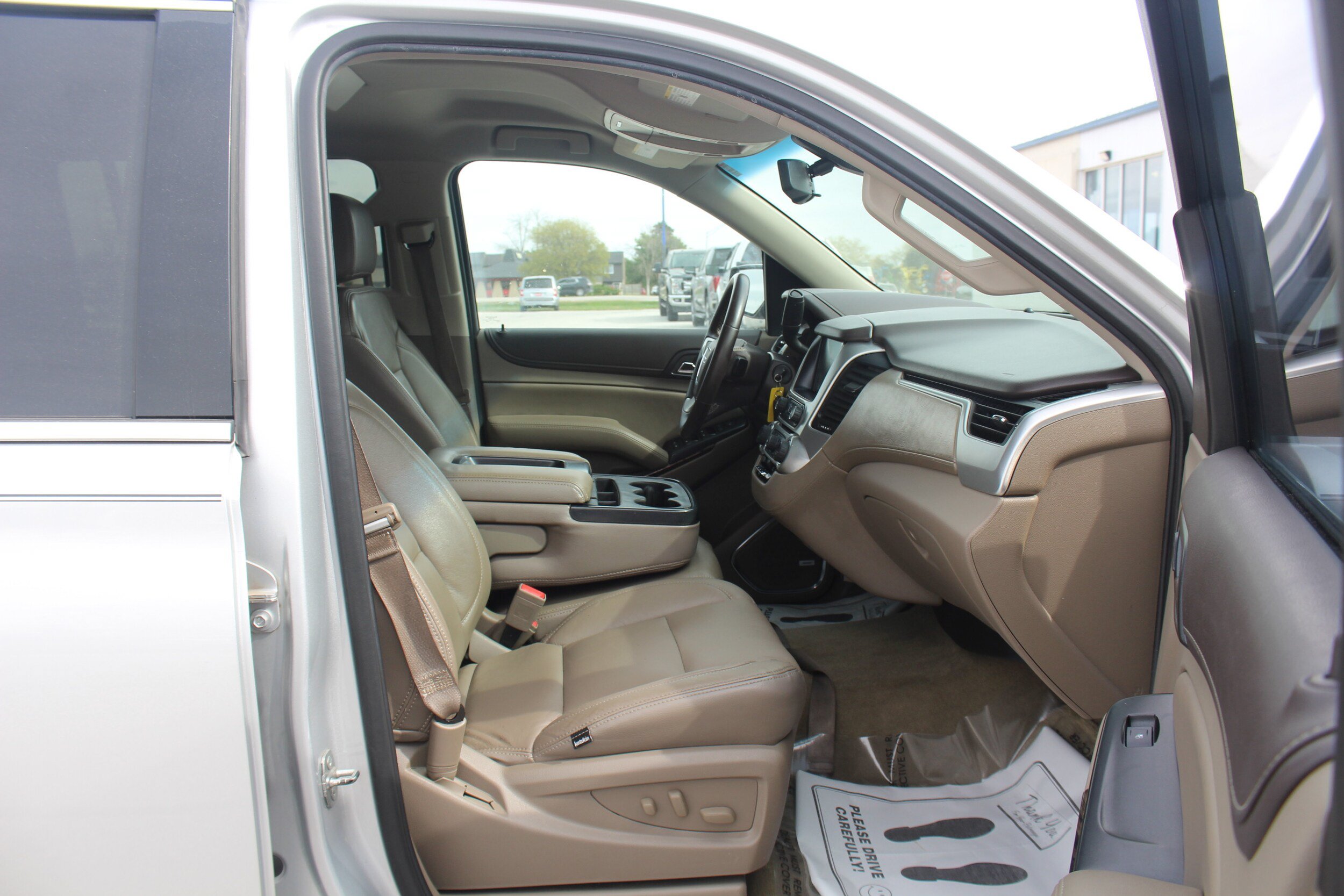 Used 2016 GMC Yukon XL SLE AWD/4WD image 17