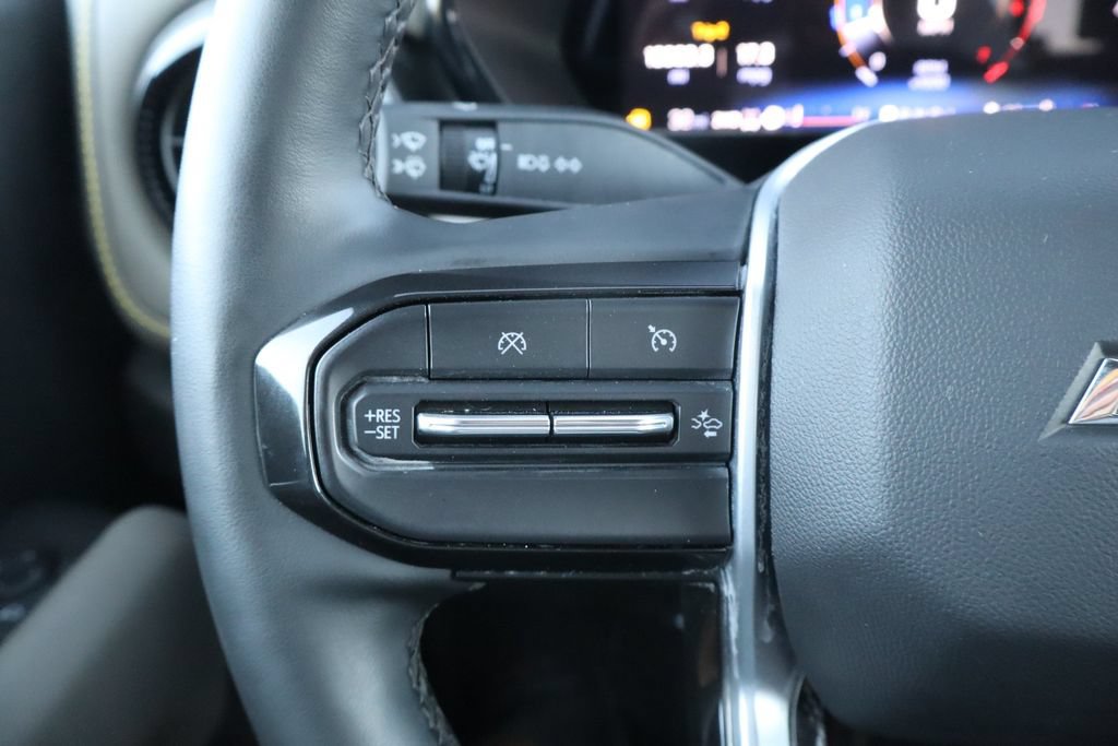 Used 2024 Chevrolet Colorado ZR2 w/ ZR2 Convenience Package III AWD/4WD image 22
