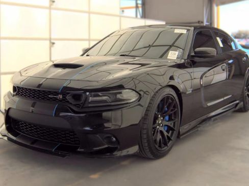 Used 2019 Dodge Charger Scat Pack w/ Dynamics Package RWD image 1