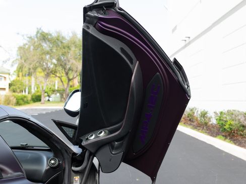 Used 2013 McLaren MP4-12C image 46