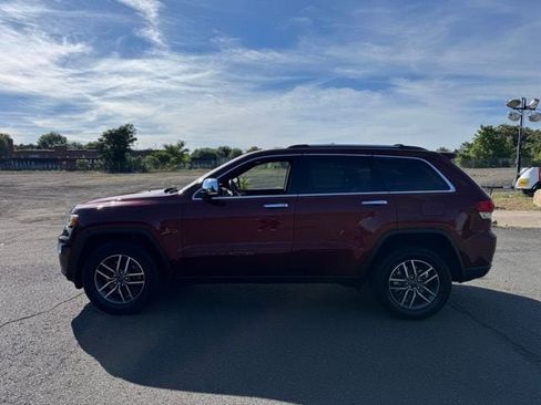 Certified 2021 Jeep Grand Cherokee Limited image 2
