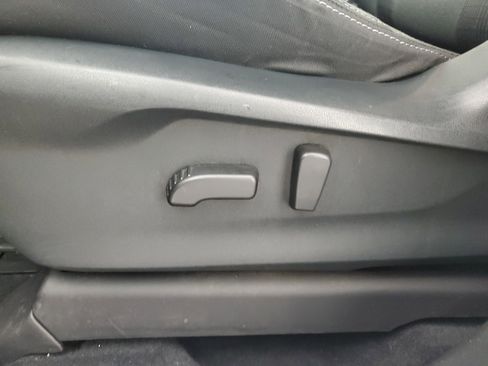 Used 2020 Subaru Ascent Premium w/ Sport Package image 31