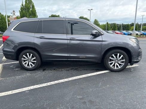 Certified 2021 Honda Pilot EX image 4