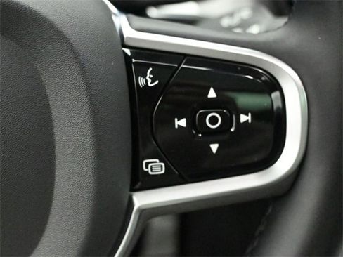 Used 2022 Volvo XC60 T8 R-Design w/ Advanced Package image 14