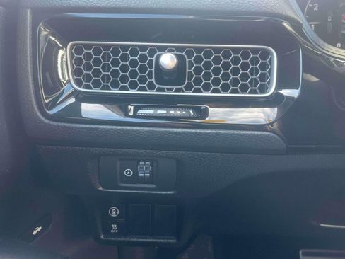 Certified 2024 Honda Civic Sport image 18