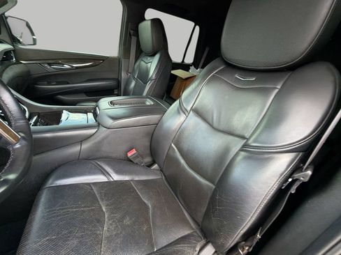 Used 2015 Cadillac Escalade Platinum AWD/4WD image 19