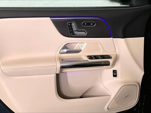 Used 2021 Mercedes-Benz GLA 250 4MATIC image 20