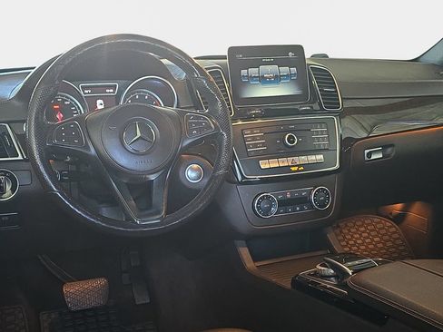 Used 2019 Mercedes-Benz GLS 450 4MATIC image 16