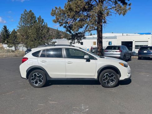 Used 2015 Subaru Crosstrek 2.0i Premium image 8