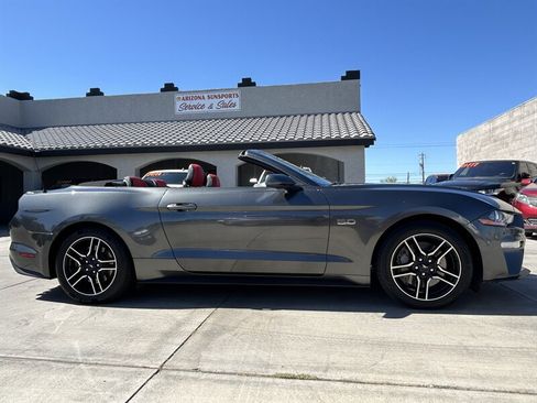 Used 2019 Ford Mustang GT Premium RWD image 9