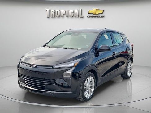 New 2027 Chevrolet Bolt LT FWD image 1