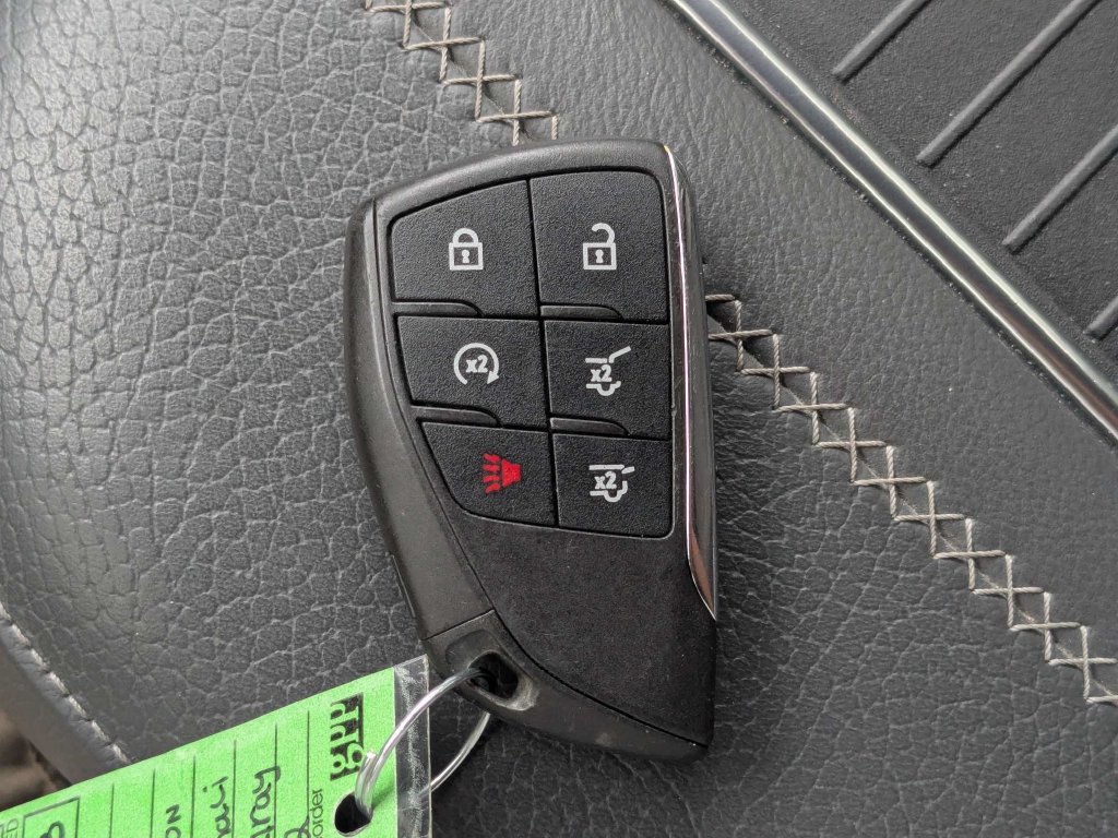 Used 2021 GMC Yukon Denali w/ Denali Premium Package RWD image 44