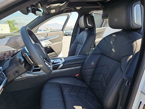 New 2026 BMW i7 eDrive50 w/ M Sport Package image 15