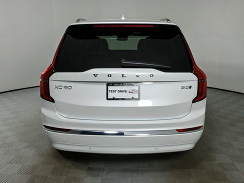 New 2026 Volvo XC90 B6 Plus w/ Protection Package Premier image 30
