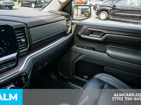 Used 2025 GMC Sierra 1500 SLT RWD image 44