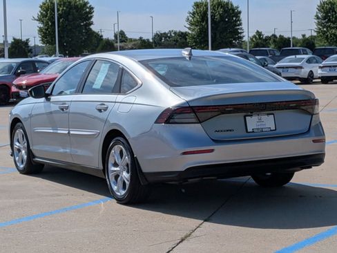 Used 2024 Honda Accord LX image 8