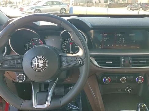 Used 2020 Alfa Romeo Stelvio Ti image 28